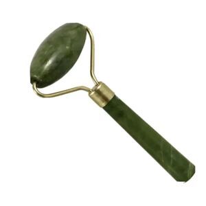 💥HOST PICK💥Sassy & Chic Jade Facial Roller